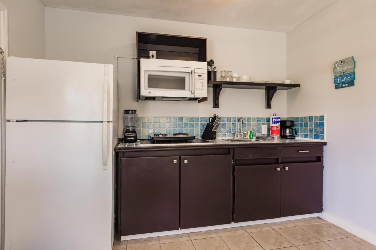 Poolfront Cottage Near Beach With Full Kitchen! Fort Myers Exterior foto